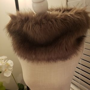 Faux Fur Collar